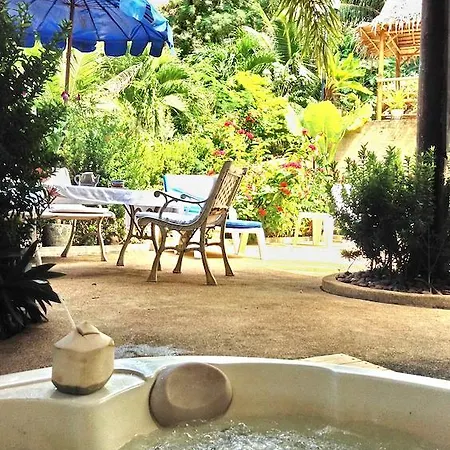 Oasis Villa Suites & Rooms Karon Room photo