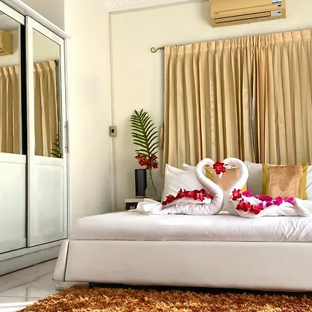 Oasis Villa Suites & Rooms Karon Exterior photo
