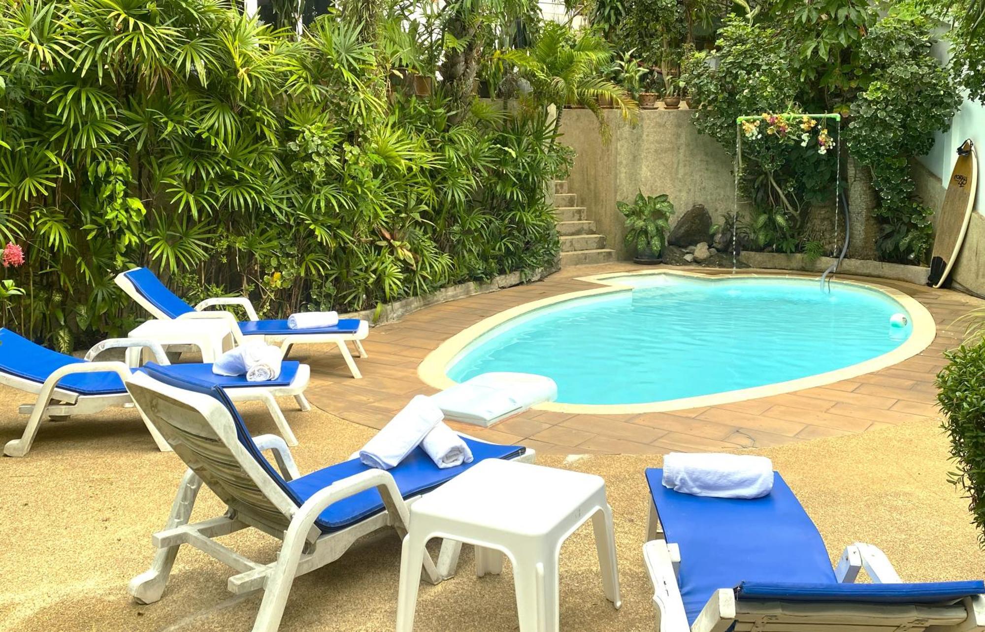 Oasis Naturist *